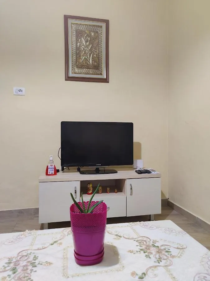 Tirana City Center Apartment 0*,